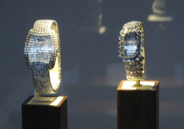 Od lewej: Métiers d'Art Kalla Duchesse, Métiers d'Art Kalla Flame