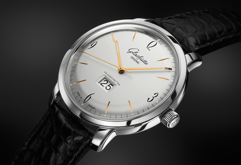 BASEL 2010: Glashütte Original Senator Sixties Panorama Date