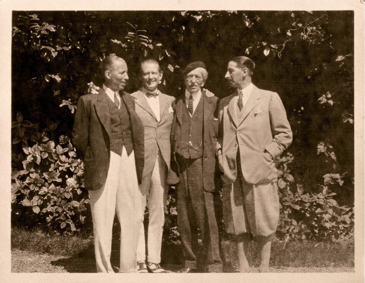 Louis Cartier with his sons Pierre, Alfred i Jacques (1922)