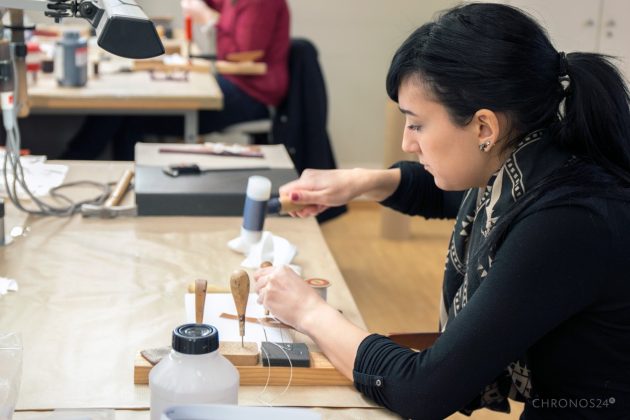 Production of Hermès watch straps