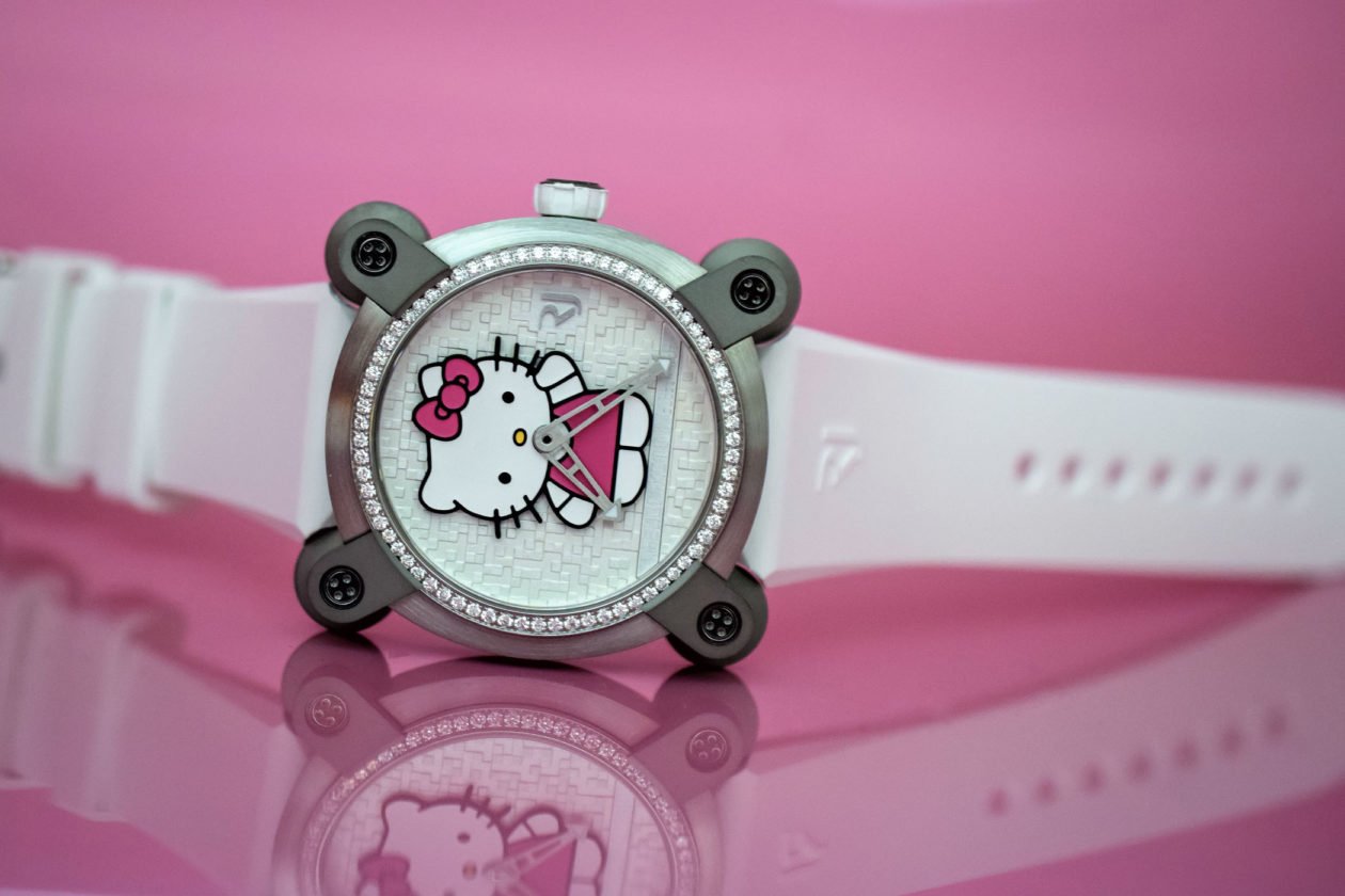 Romain Jerome Hello Kitty / foto: monochrome-watches.com