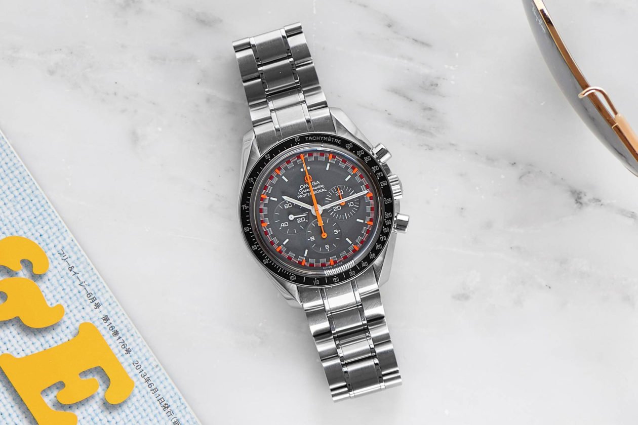 Omega Speedmaster Professional „Japan Racing” / foto: hodinkee.com