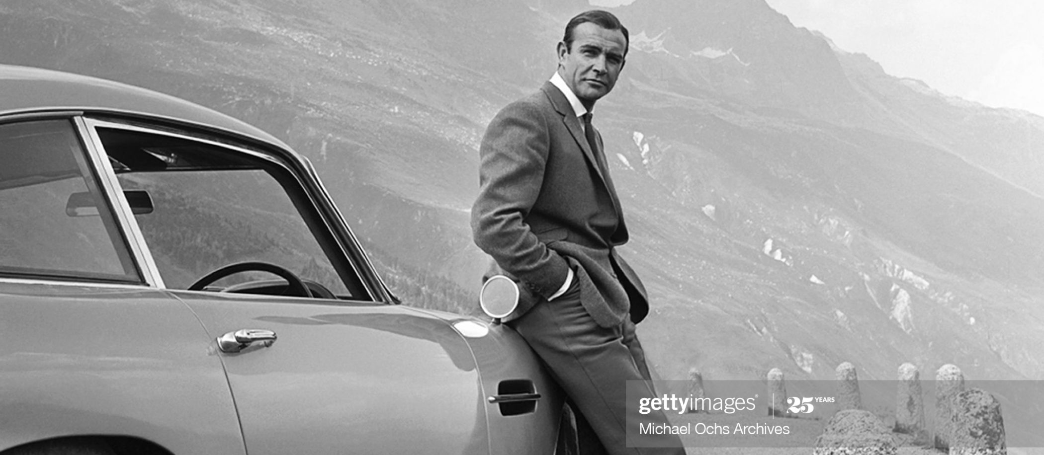 Sean Connery jako James Bond na planie "Goldfingera" / foto: Michael Ochs Archives / Getty Images