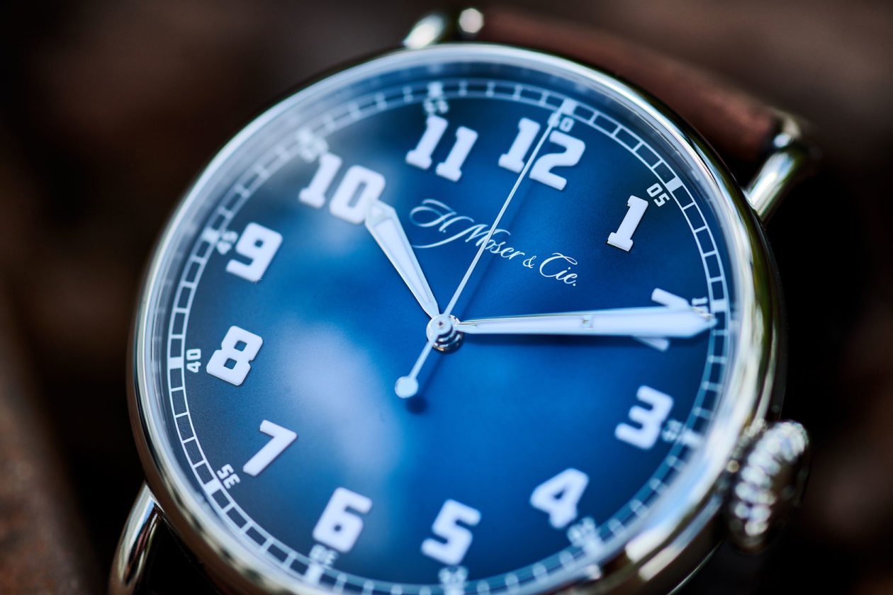 H. Moser & Cie. Heritage Centre Seconds Funky Blue