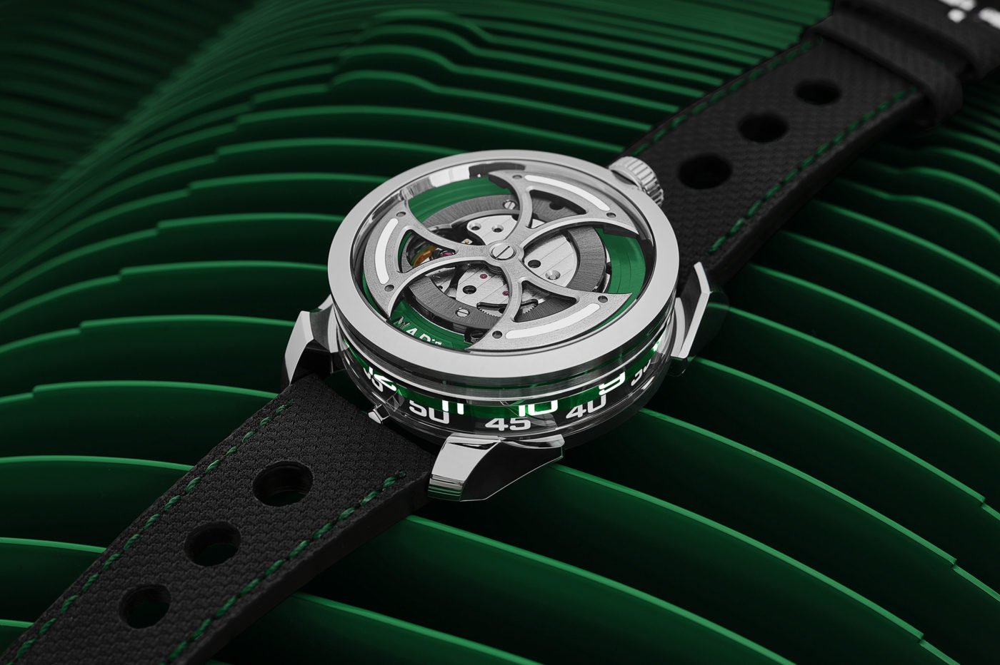 M.A.D.1 Green – nowa wersja budżetowego zegarka od MB&F [dostępność, cena]
