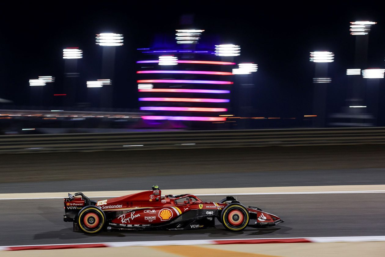 Scuderia Ferrari na torze Sakhir w Bahrajnie