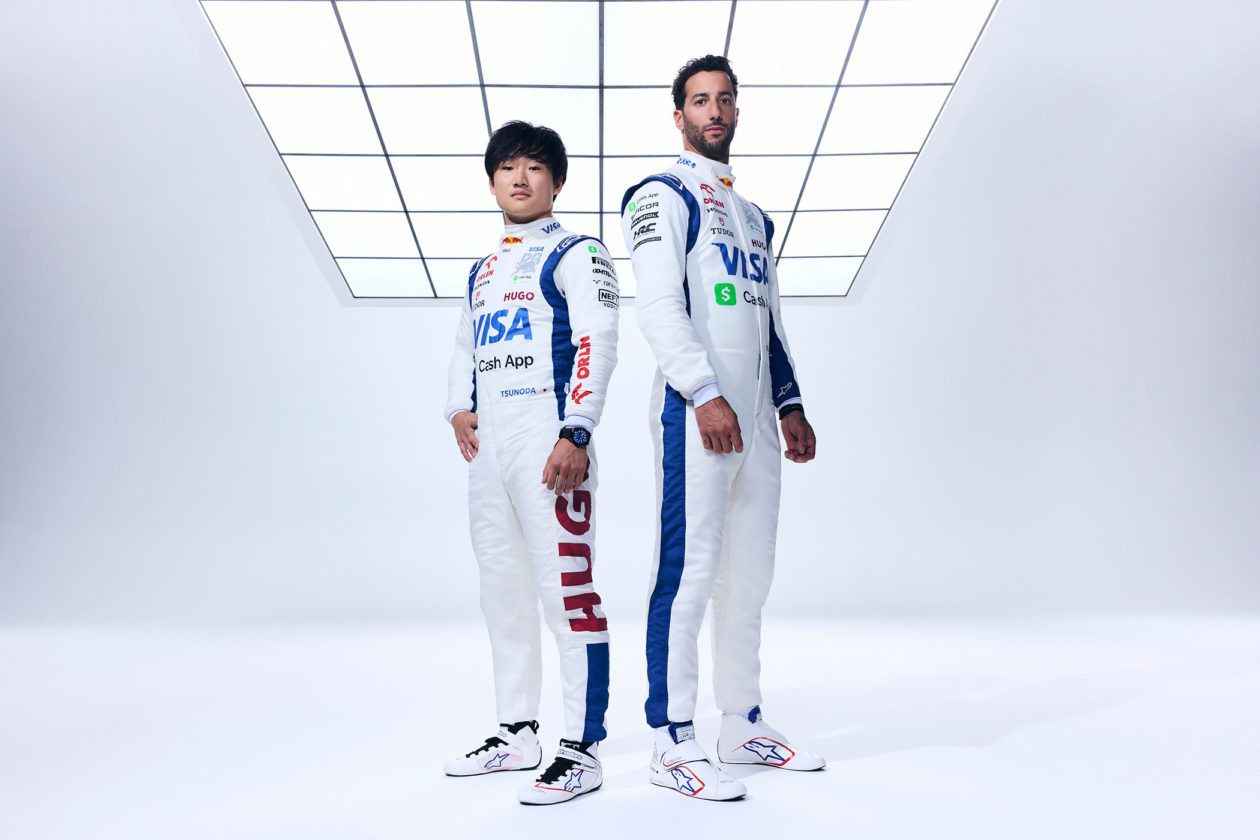 Yuki Tsunoda i Daniel Ricciardo z zegarkami Tudor / foto: Visa Cash App RB Formula One