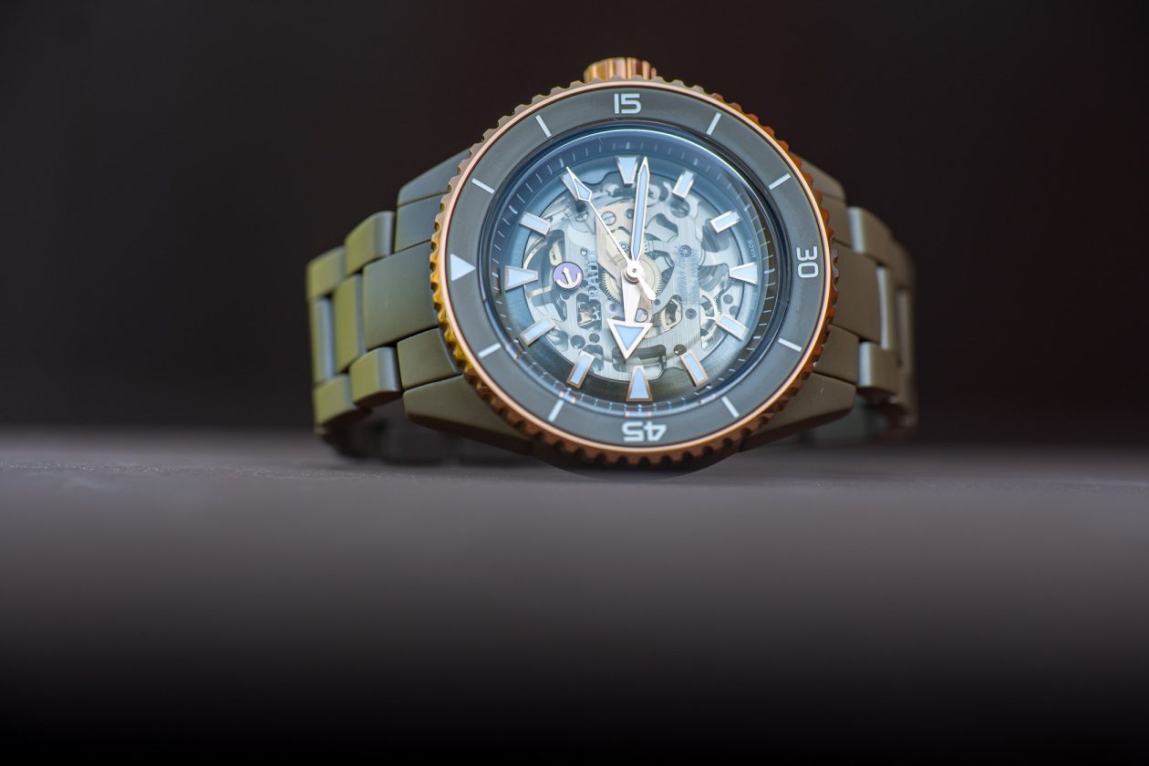 Rado Captain Cook High-Tech Ceramic Skeleton Olive-Green