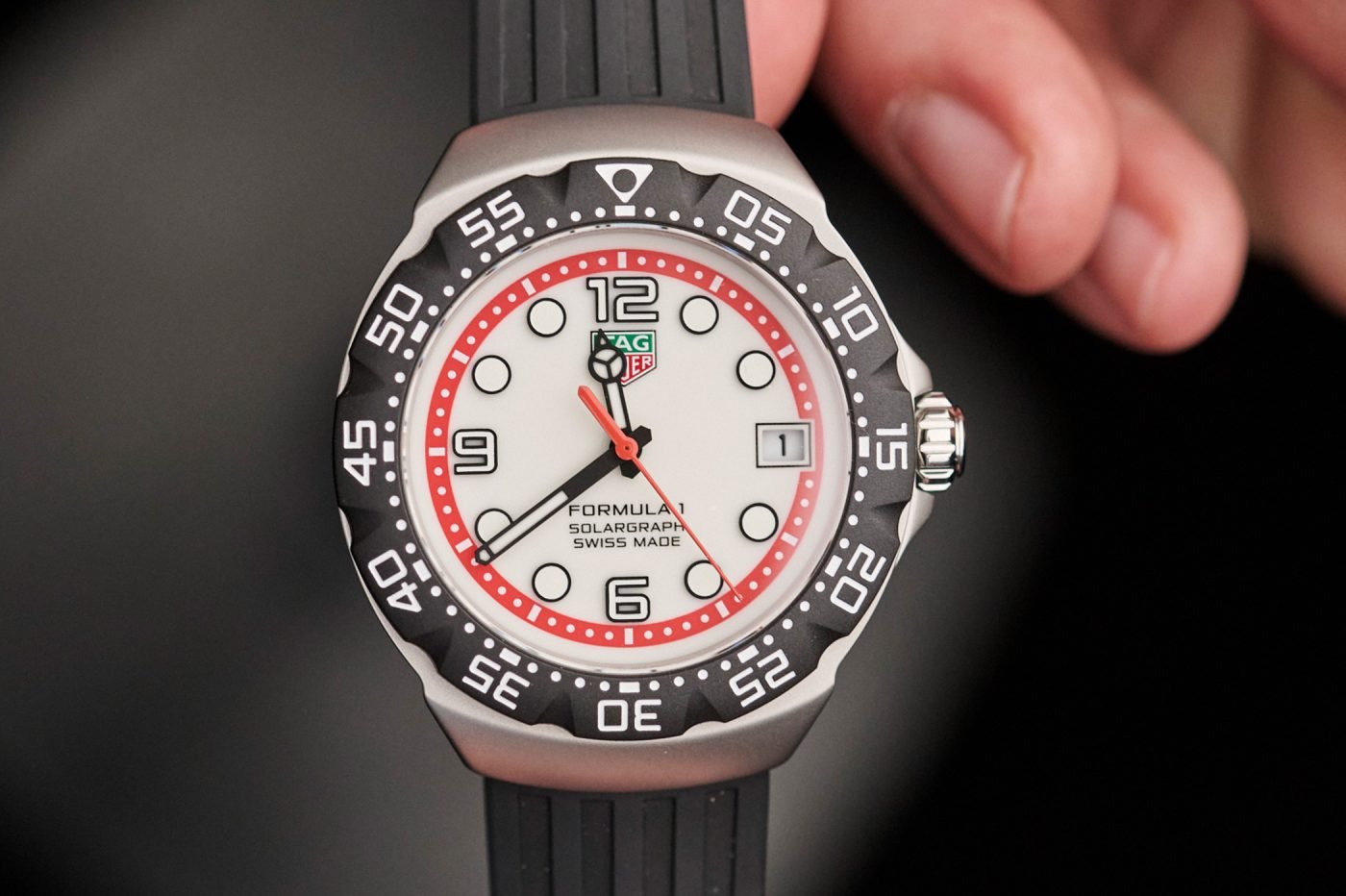 TAG Heuer Formula 1 Solargraph – kolorowe zegarki z baterią zasilaną światłem