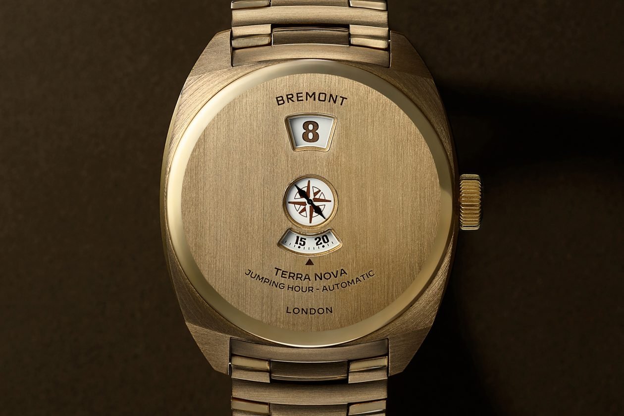 skaczące wskazania modelu Terra Nova Jumping Hour Bronze
