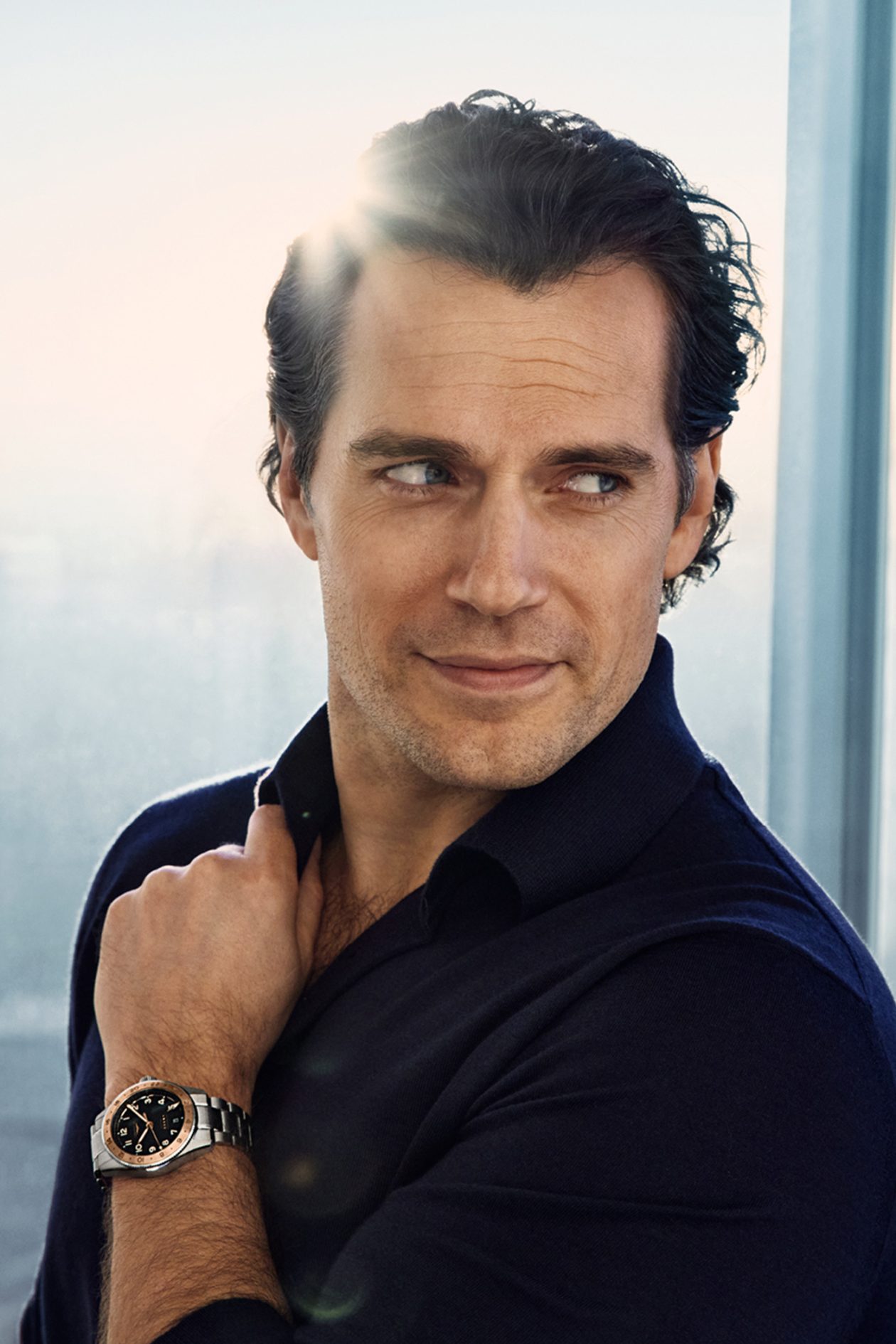 Henry Cavill i Longines Spirit Zulu Time 1925