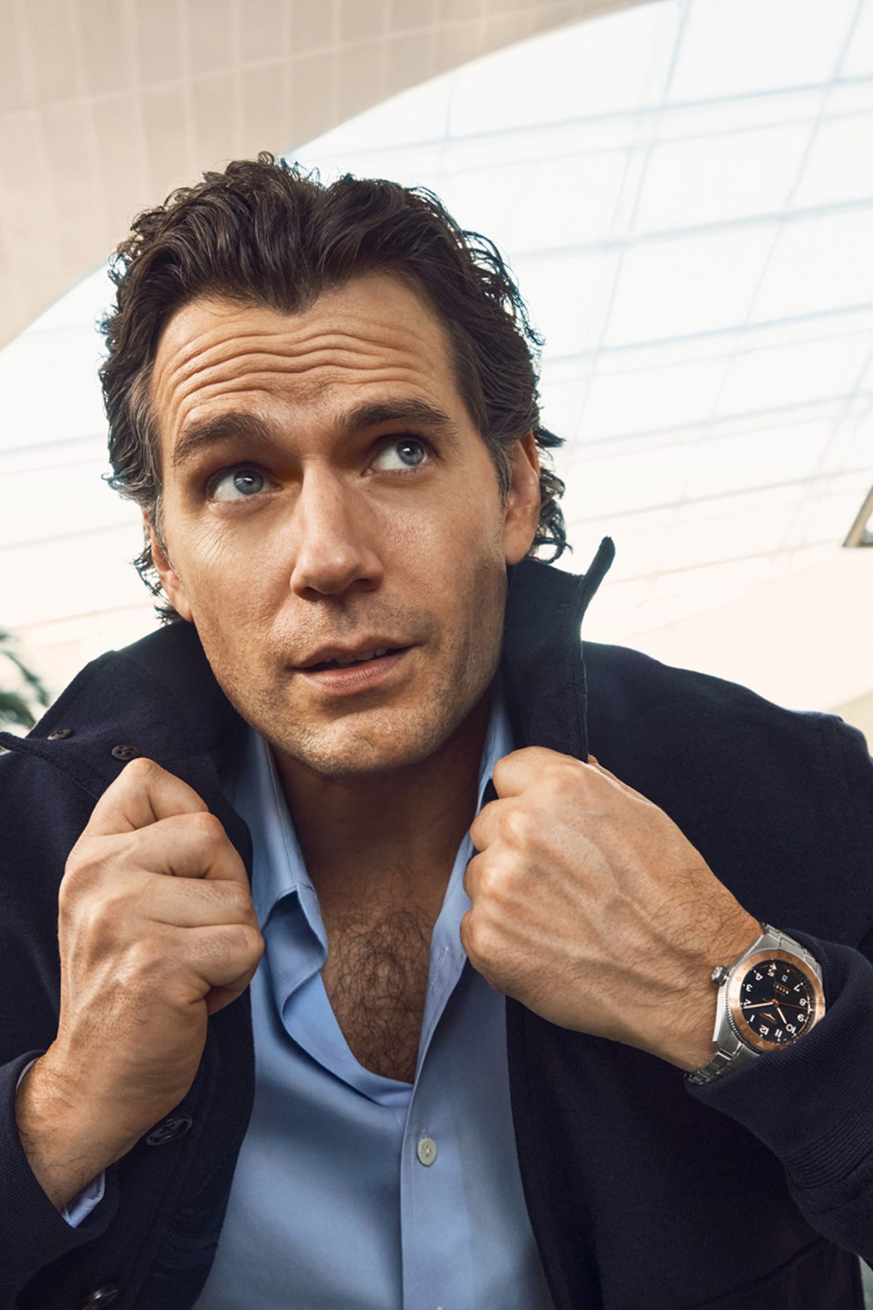 Henry Cavill i Longines Spirit Zulu Time 1925