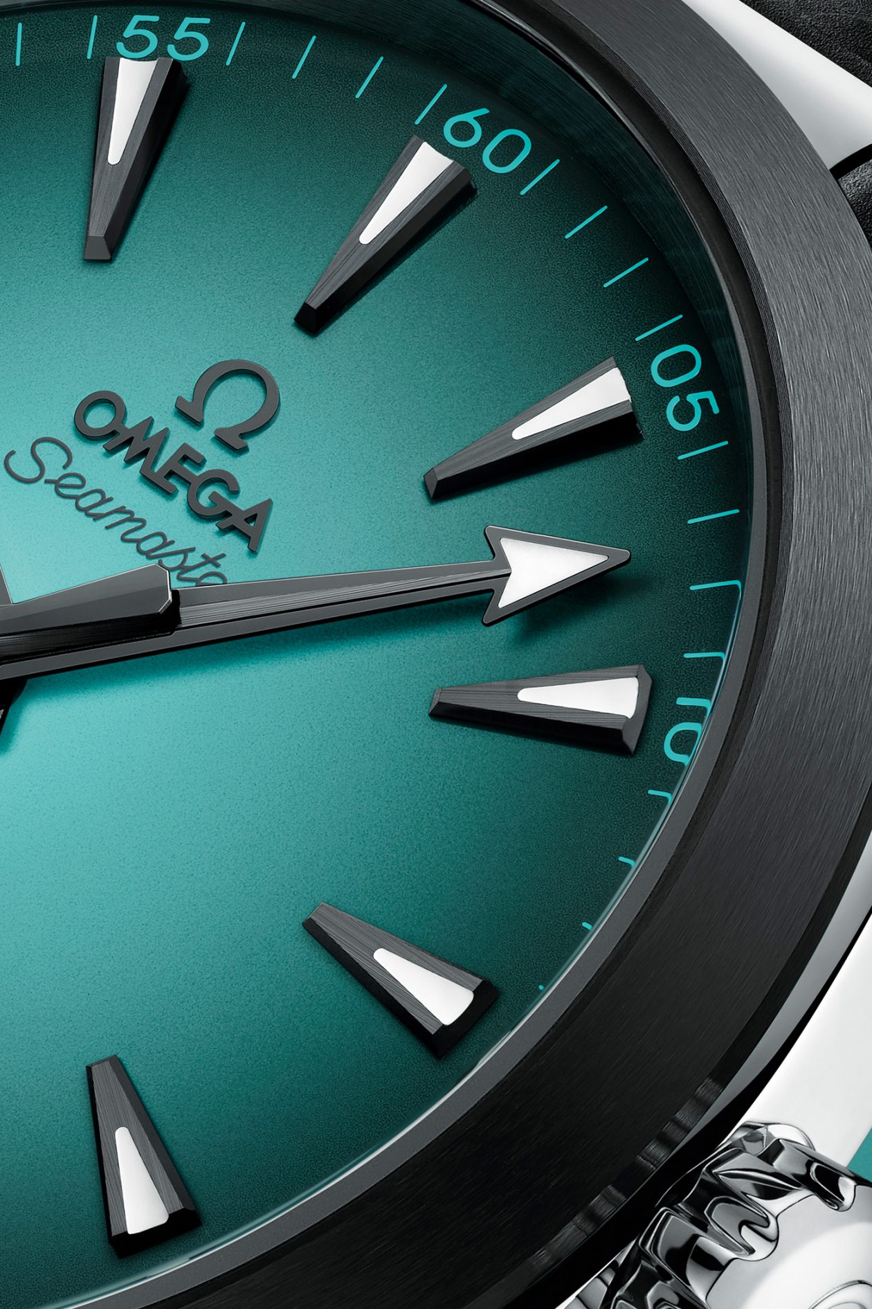 Aqua Terra Turquise - detale tarczy i ceramiczny bezel