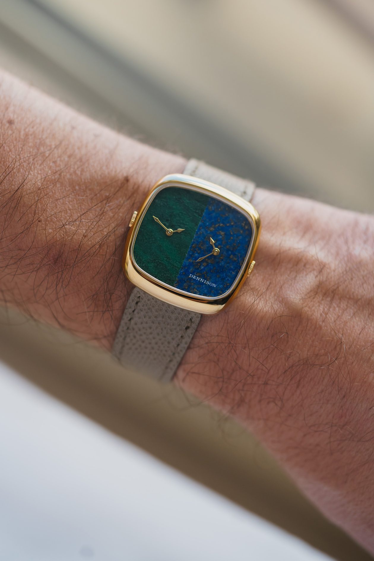 Dennison ALD Dual Time w złotym PVD