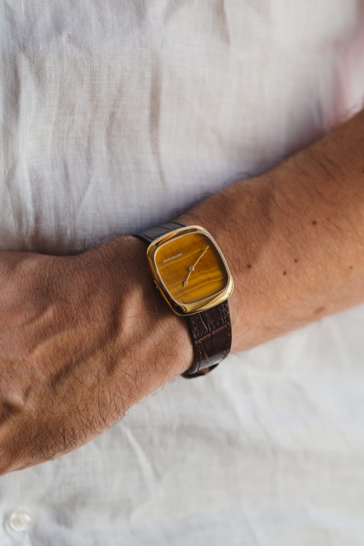 Dennison ALD z tarczą Tiger Eye