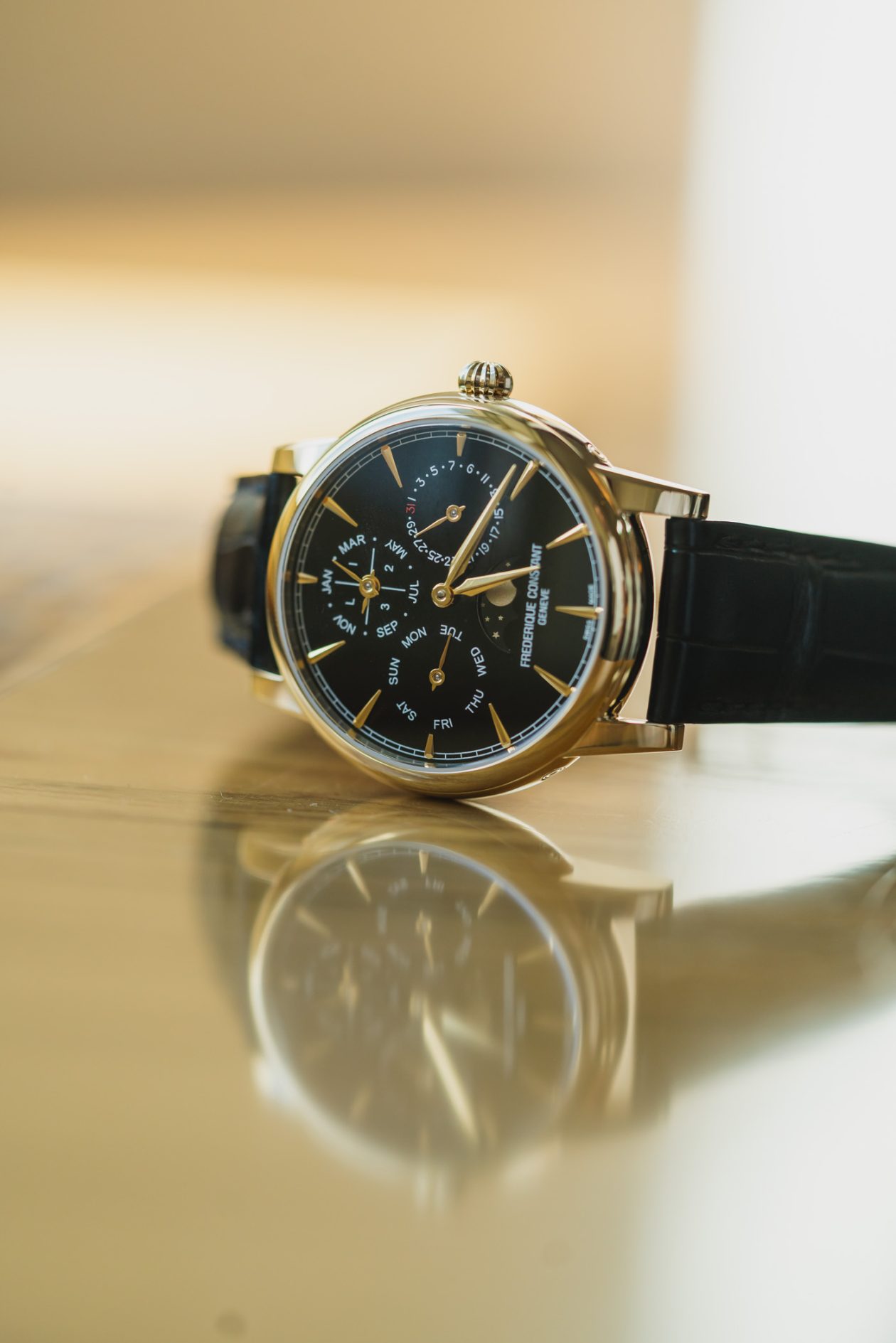 żółte złoto plus onyks