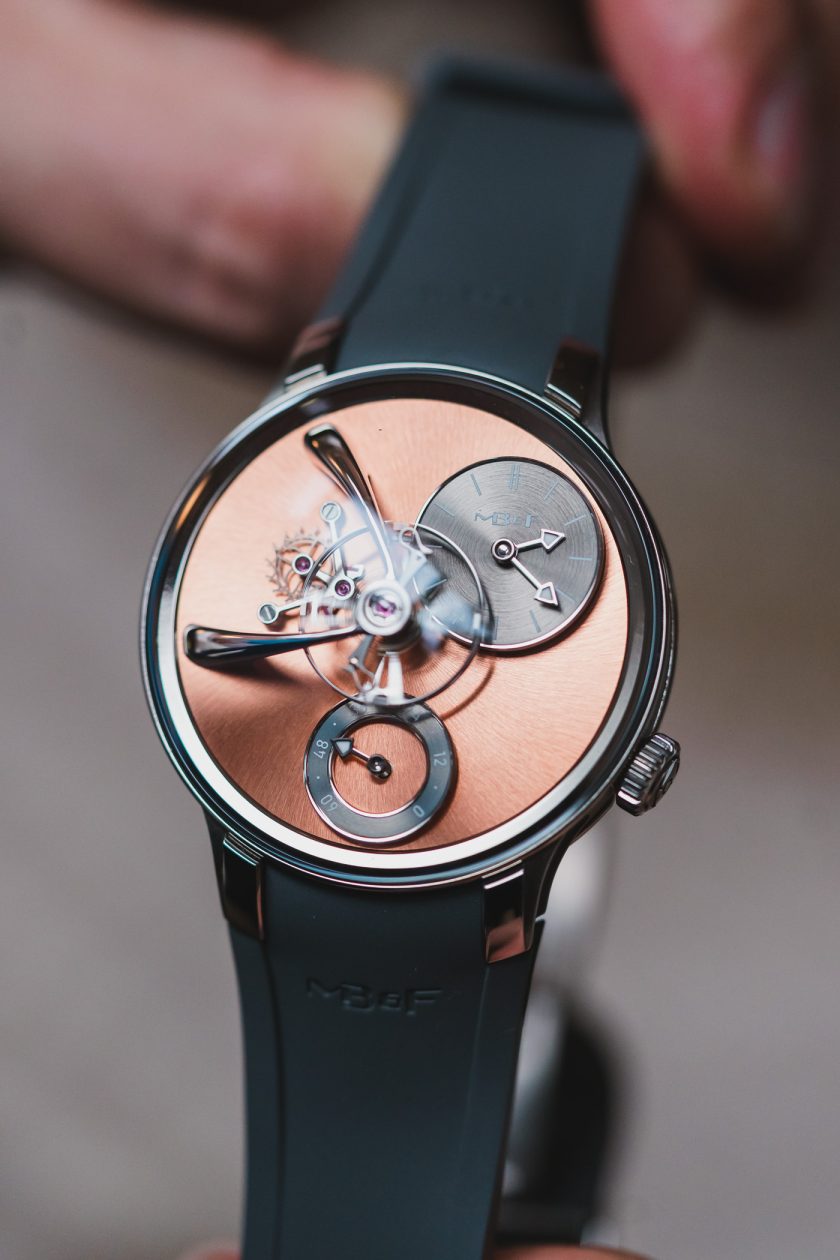 MB&F Legacy Machine 101 EVO w wersji Salmon