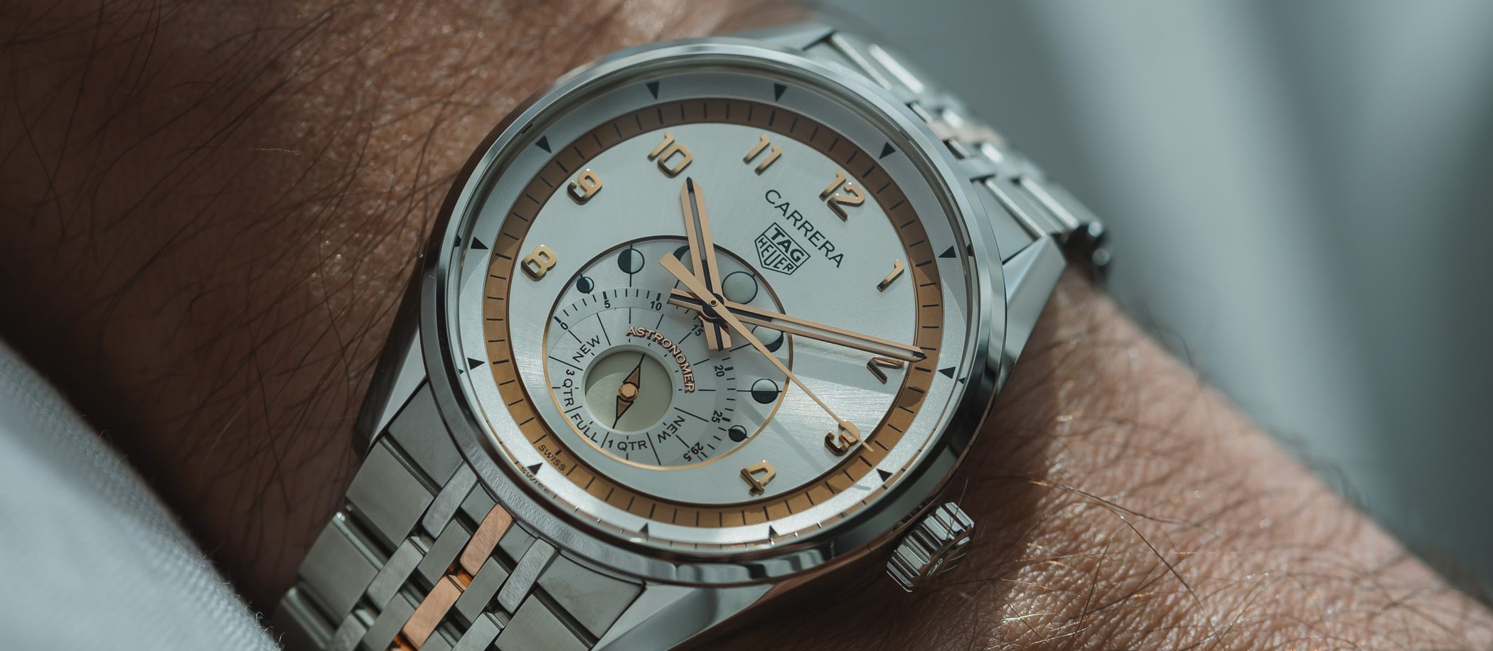 TAG Heuer Carrera Astronomer - detale tarczy