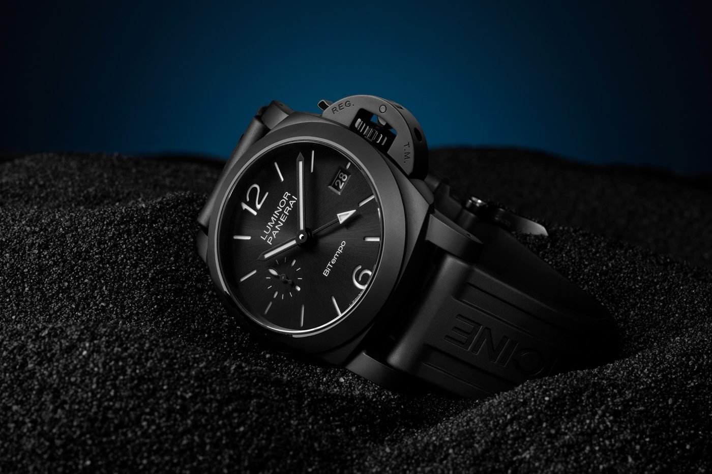 Panerai Luminor GMT Ceramica 40mm PAM01460