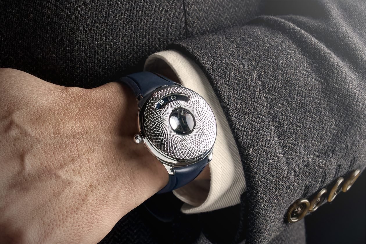 Time Jumper na nadgarstku