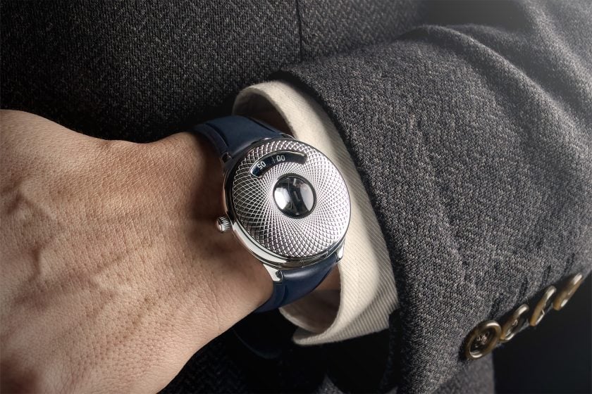 Time Jumper na nadgarstku