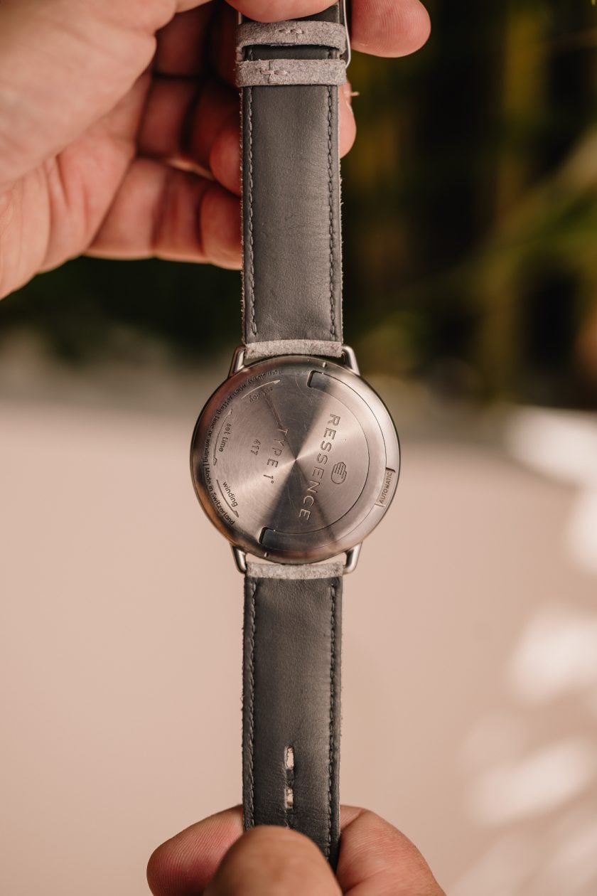 pełny, funkcjonalny dekiel koperty