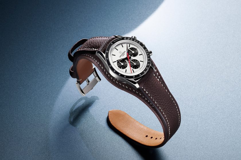 Universal Geneve Tribute to Compax „The Nina”