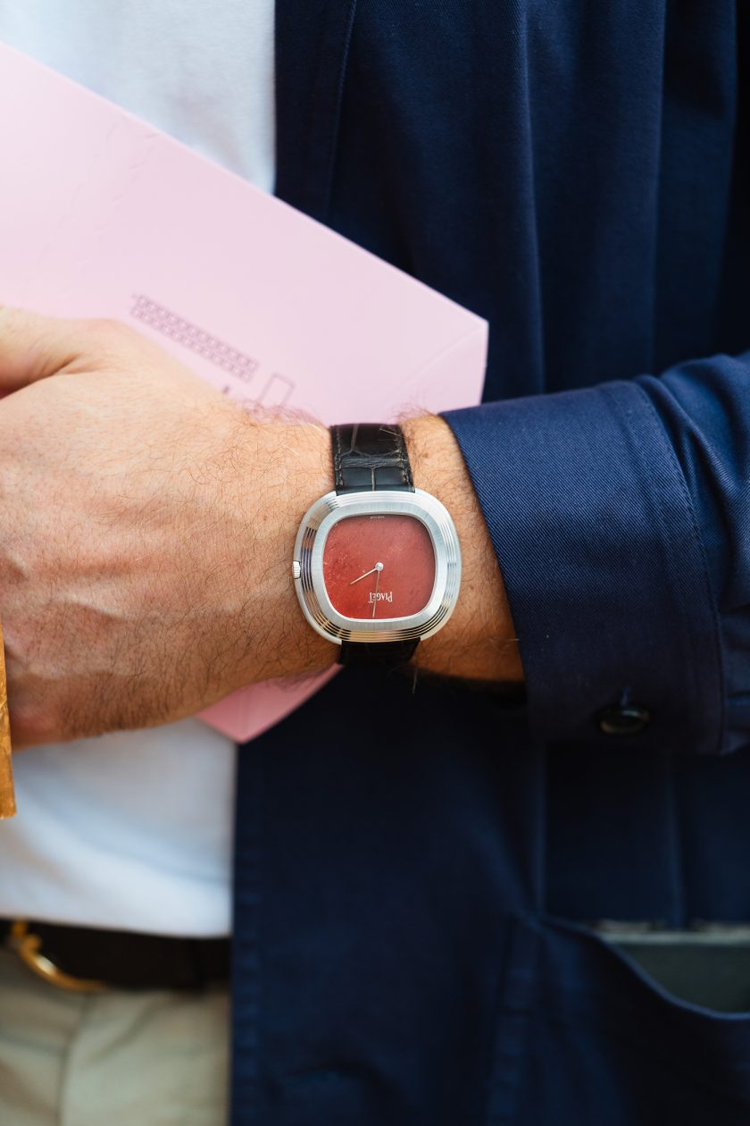 unikatowy Piaget Andy Warhol z tarczą z kamienia Mookaite Jasper, na nadgarstku Justina Hasta