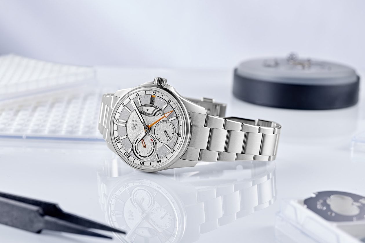 Christopher Ward C63 Sealander True GMT