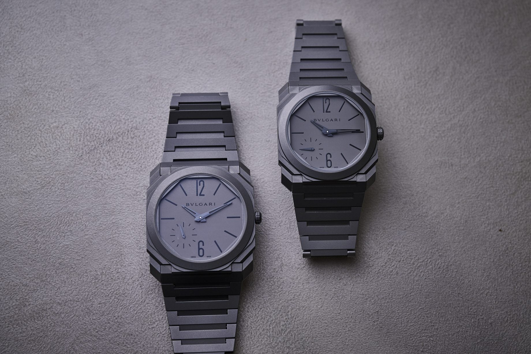Bvlgari Octo Finissimo 37 mm (po prawej) i wersja 40 mm