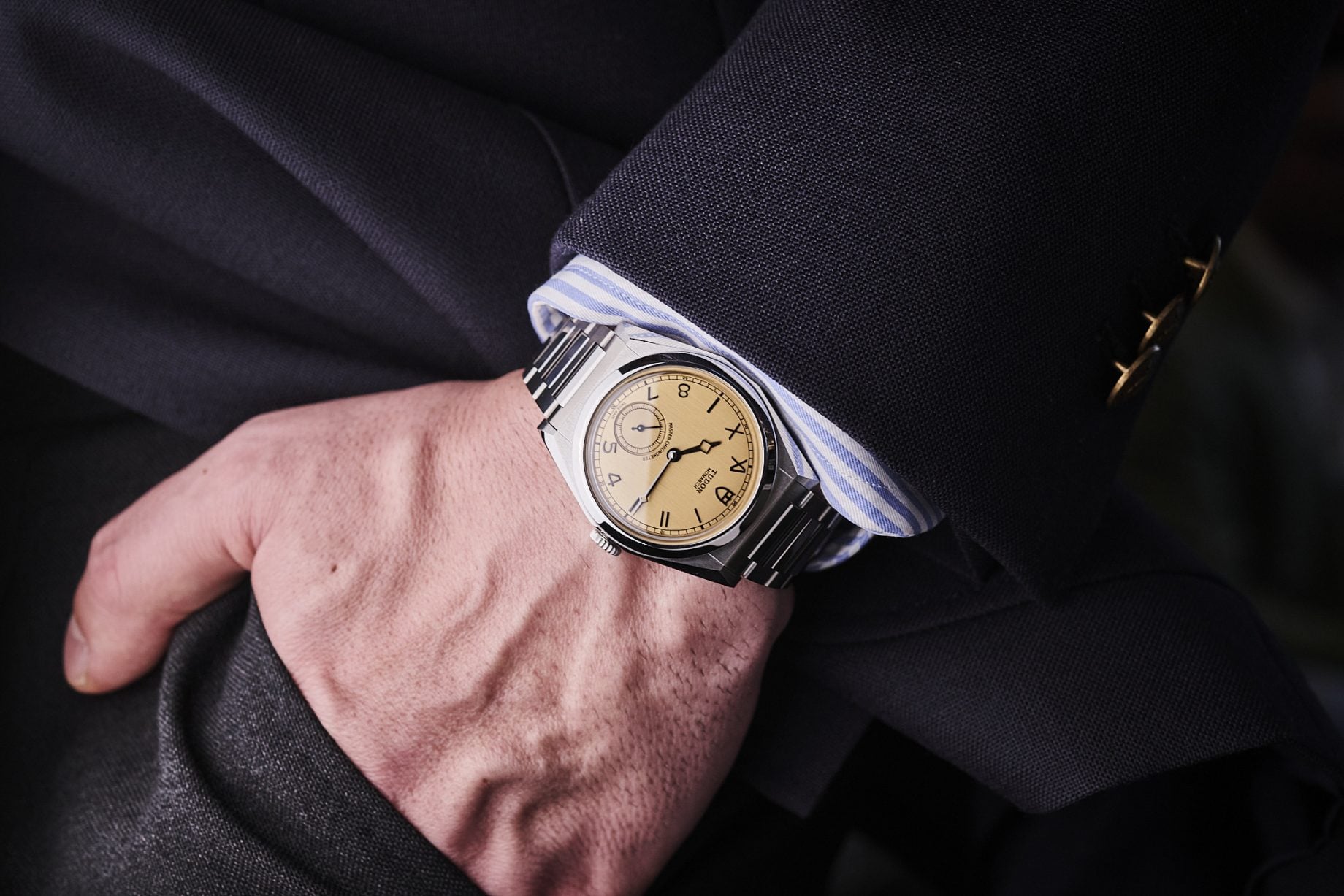 Monarch na nadgarstku