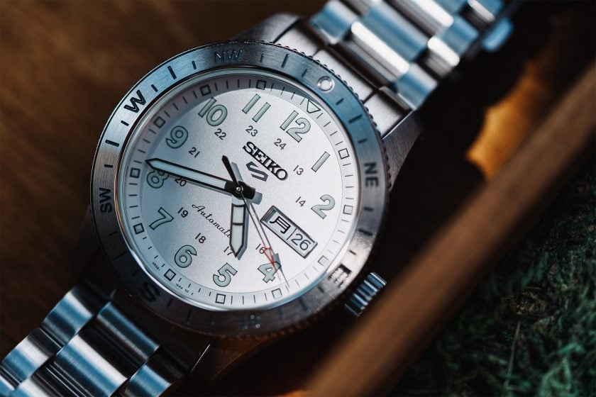 Seiko 5 Sports Field Series HDB007 - tarcza
