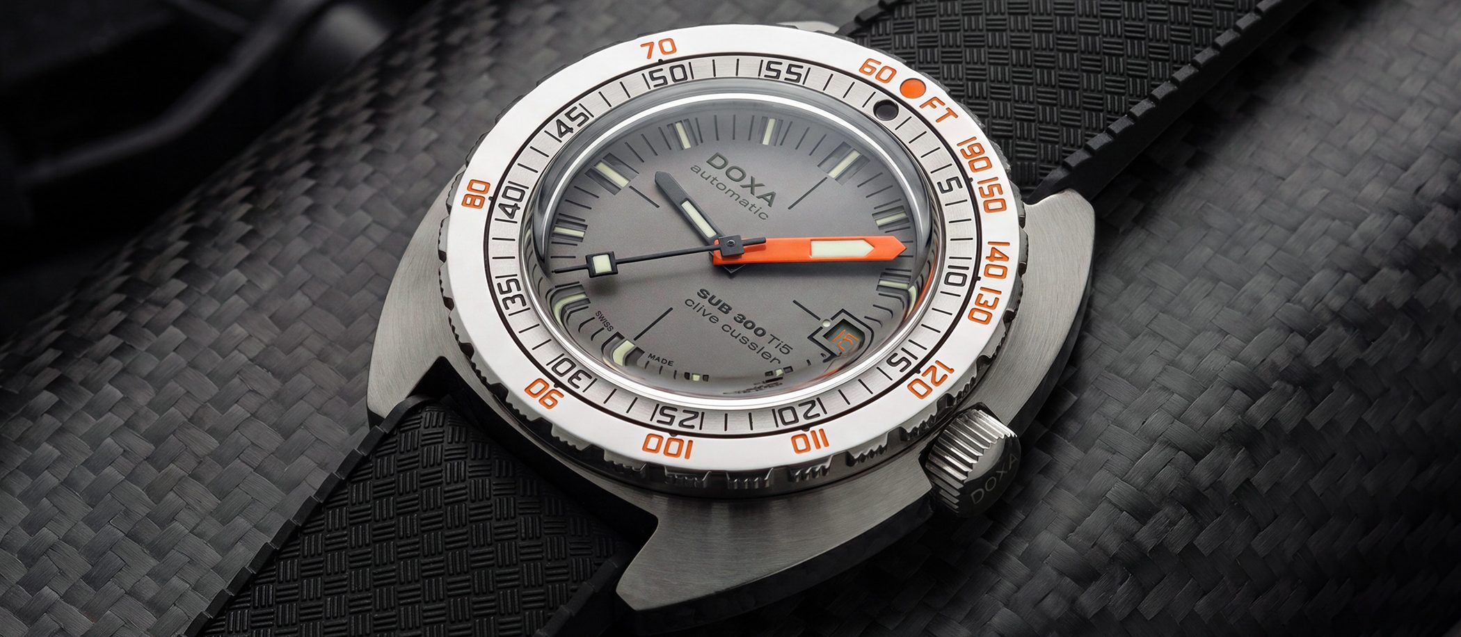 Doxa SUB 300 Ti5 „Clive Cussler”