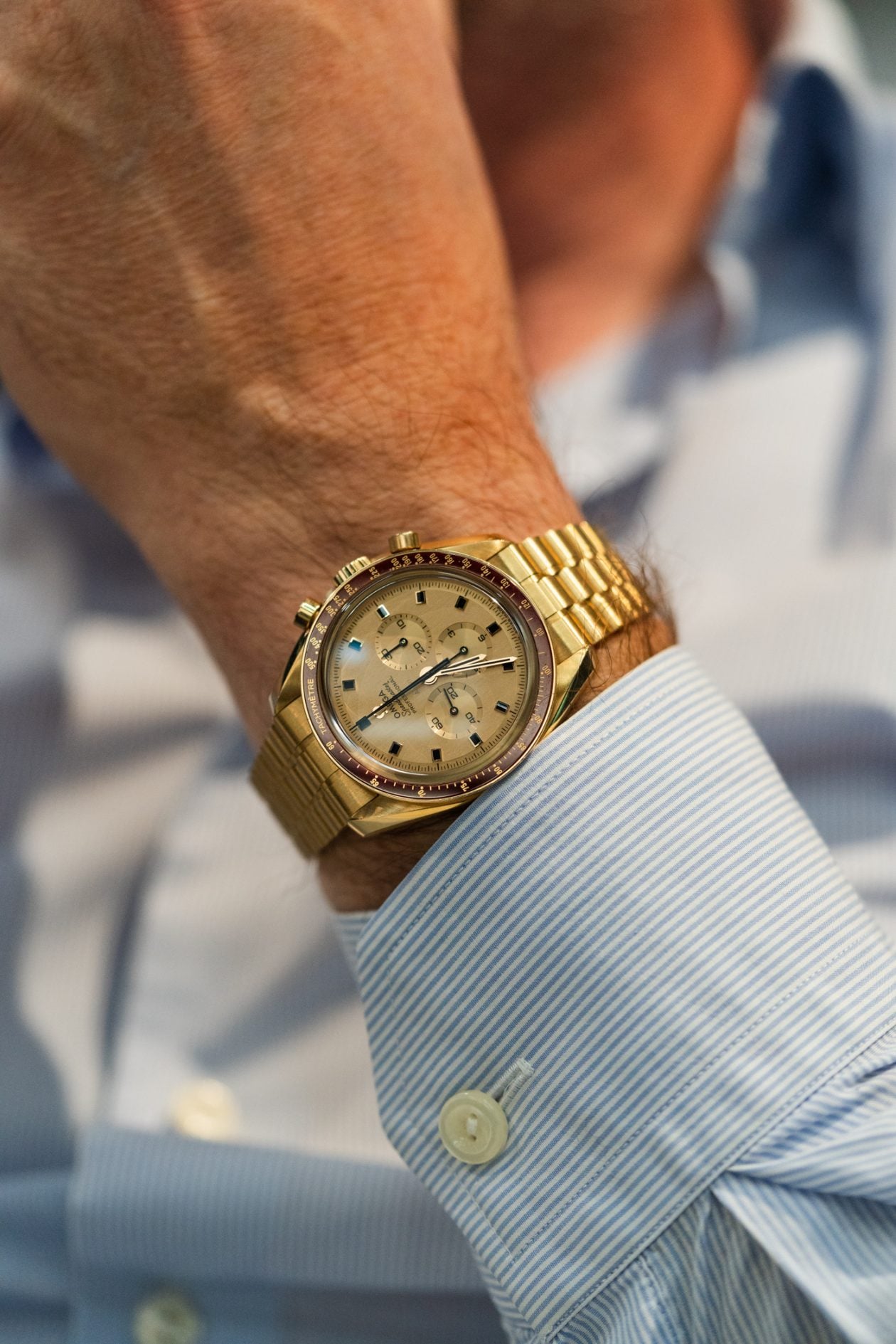 Omega Speedmaster Professional "Apolo 11" na nadgarstku R-j Broera podczas Dubai Watch Week 2025