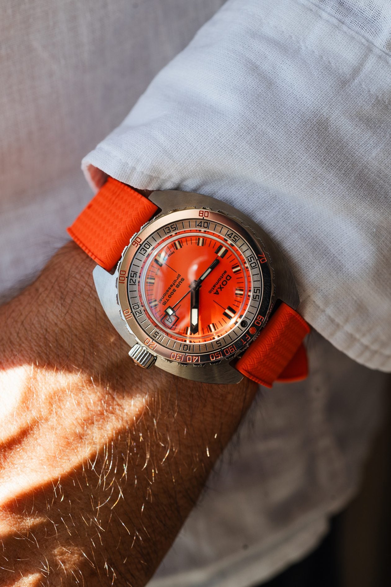 Doxa SUB 300 Ti5 "Professional